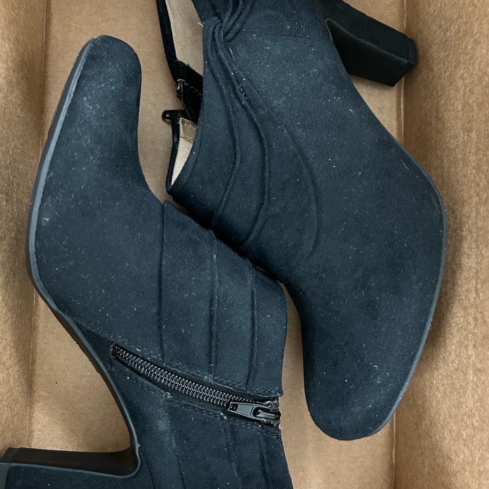 Women’s black booties